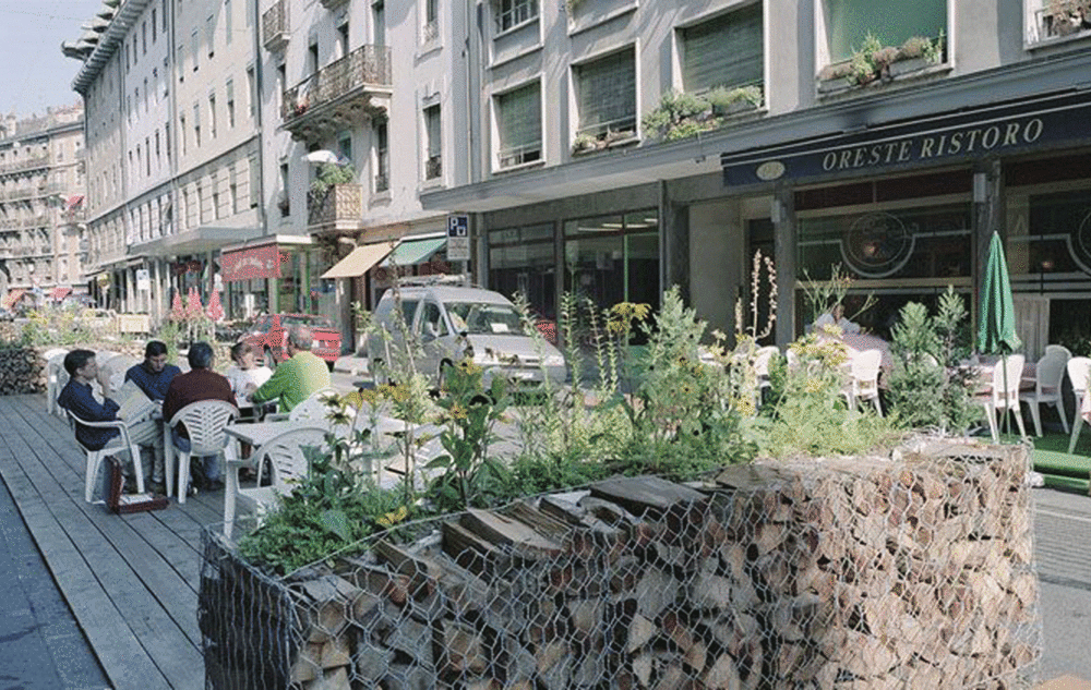 Les yeux de la ville, rue des Savoises, 2003 © Alain Grandchamp Ville de Genève